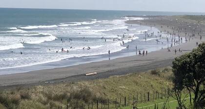 100 Meter zum berühmten Küstenweg, 5 Cafés, Restaurants am Wasser usw.