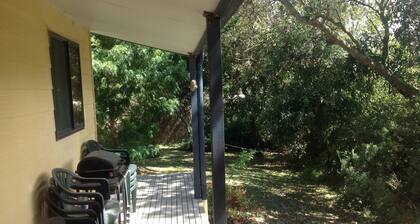 Cosy Beachside Cottage