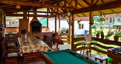 Mountain Home - In the middle of the Nature