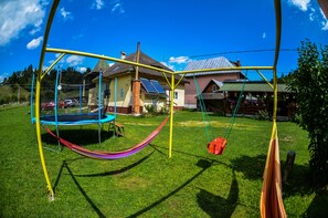 Children's area - Mountain Home - In the middle of the Nature (Podu Dâmboviței)