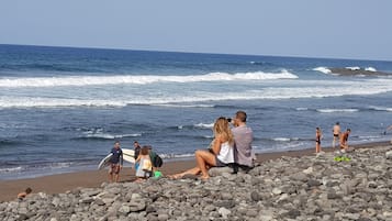 Una spiaggia nelle vicinanze