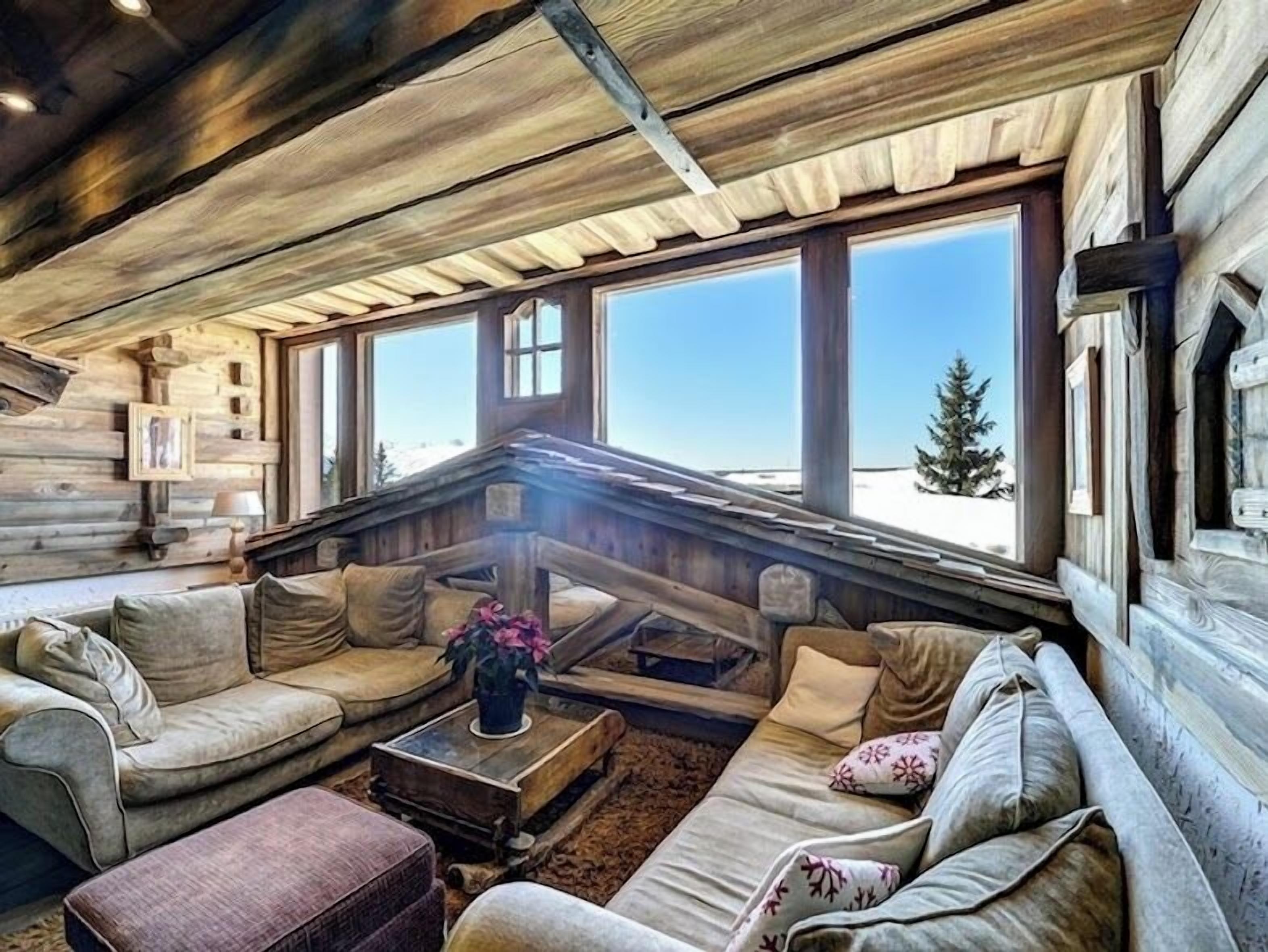 Télévision, cheminée