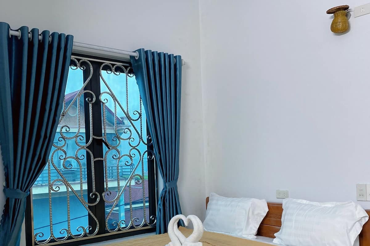 Premium bedding, down duvets, pillow-top beds, individually furnished