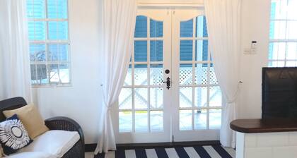 Oistins Cottage - Pool Deck + Walk to beach!!!