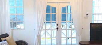 Oistins Cottage - Pool Deck + Walk to beach!!!