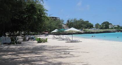 Oistins Cottage - Momente zum Strand !!!