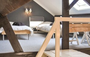 2 عدّة غرف نوم وسرير سفر وواي فاي مجانًا