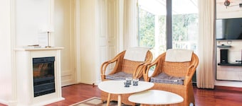 2 bedroom amazing home in Beerze