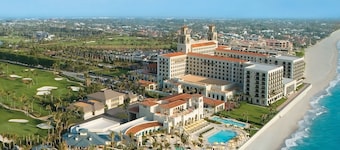 Luxury 2 bedroom condo on Palm Beach Island!