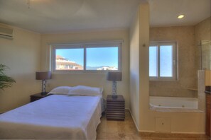 4 bedrooms, free WiFi, bed sheets