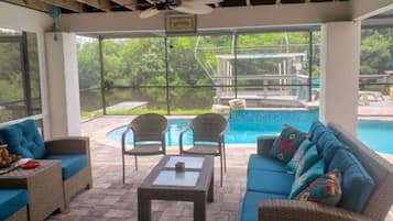 Outdoor pool, a heated pool