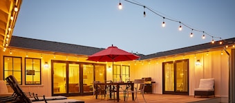 Modern Sonoma Farmhouse, Hot Tub, Close to Historic Sonoma Square