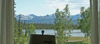 Brand New! Lake Front Rental With Mountain Views