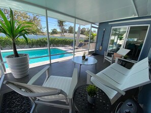 Outdoor pool, a heated pool - ☆Featured on HGTV☆ Heated Pool, SleepNumber Beds, Beach Cruisers (Largo)