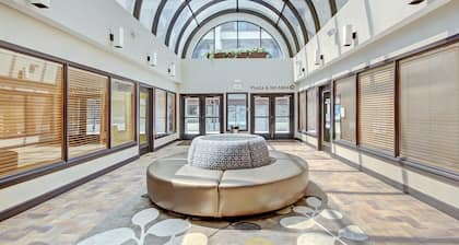 ¡ENORME alquiler de esquí Premier con piscina, jacuzzi, acceso de traslado y más!