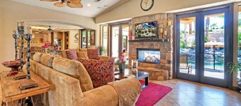 Wonderful Palm Desert Beliggenhet ved siden av El Paseo Shopping og Dining District