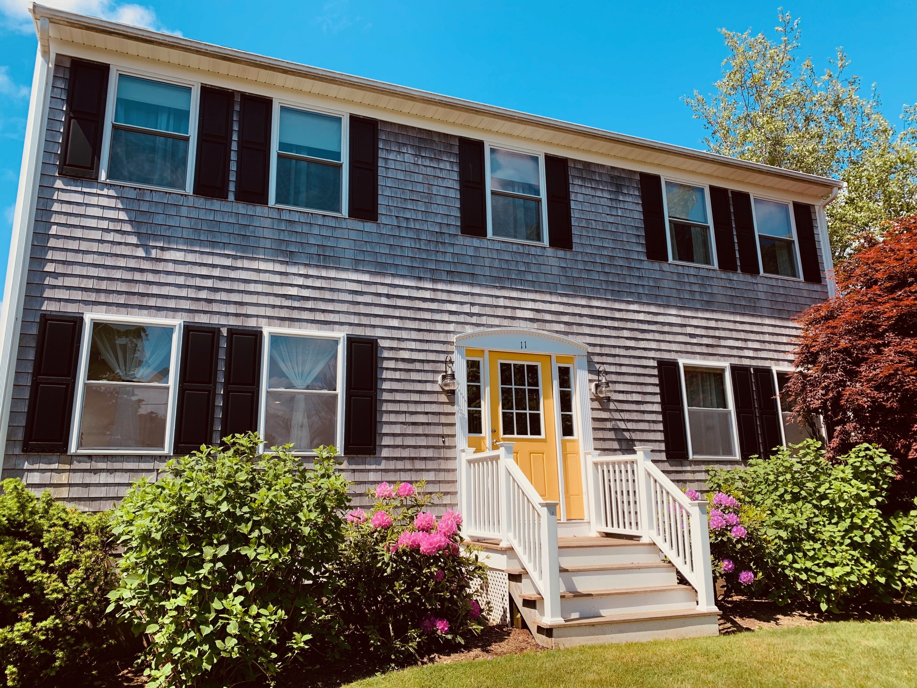 Charming Beach Cottage -1 mile to beach - Tesla Charger 