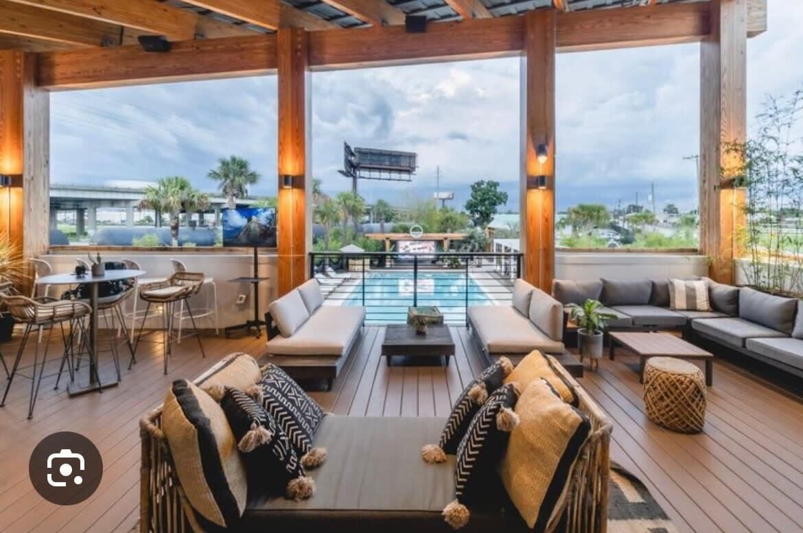 المنطقة المحيطة بالمنشأة