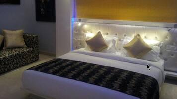 Rollaway beds, free WiFi, wheelchair access