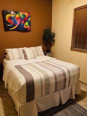 Double Room, 1 Queen Bed, Non Smoking | Premium bedding, down duvets, pillow-top beds, individually decorated - Franks House (Cancun)