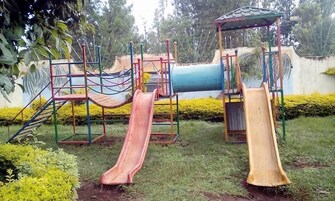 Zona de juegos infantil al aire libre