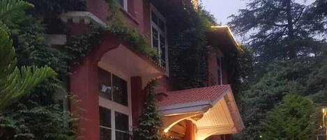 Facciata della struttura