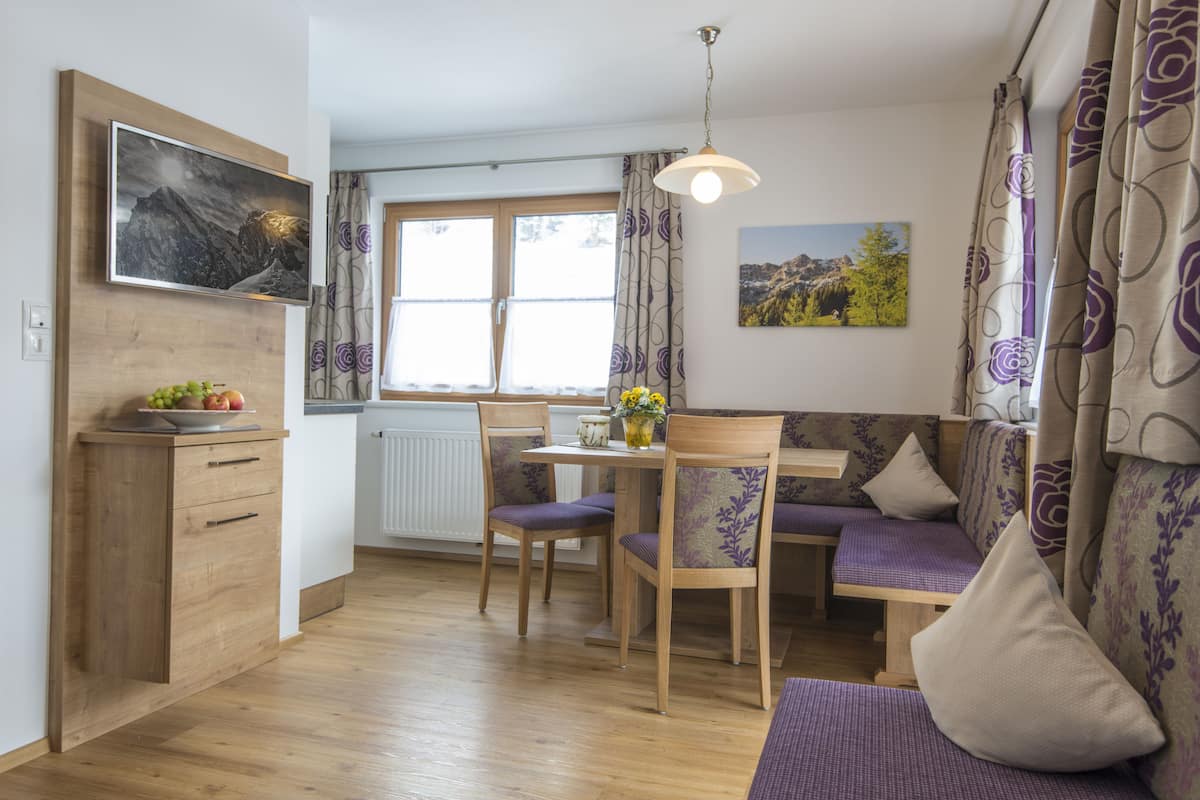 Apartamento (Schuhflicker) | Servicio de comidas en la habitación