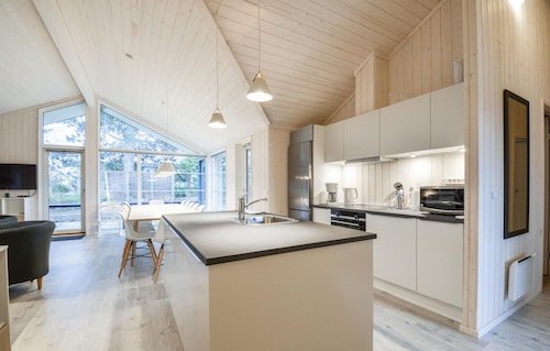 Amazing home in Ebeltoft with sauna
