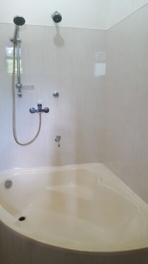Ferienhaus, 3 Schlafzimmer | Badezimmer