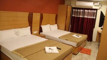 Family Room | Free WiFi