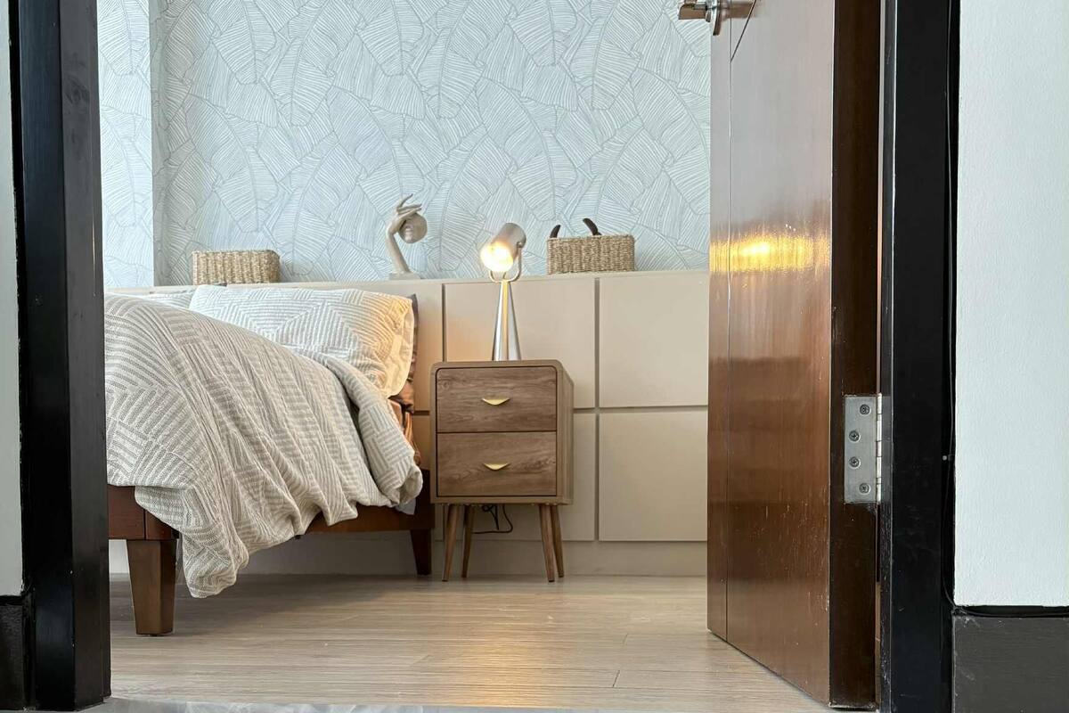 Bộ đồ giường kháng dị ứng, nệm có lớp đệm bông, phòng cách âm 