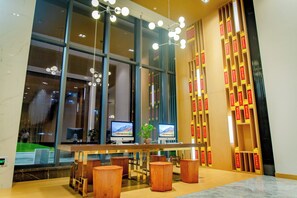 Interior - Holiday Inn Express Yaan City Center (Ya'an)