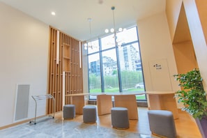 Interior - Holiday Inn Express Yaan City Center (Ya'an)