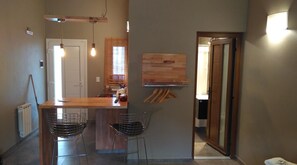 大冰箱、微波炉、烤箱、炉灶