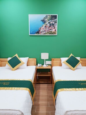 스탠다드 트윈룸 | 고급 침구, 책상, 노트북 작업 공간, 암막 커튼