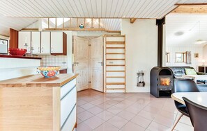 Interior - Gorgeous home in Hejls with sauna (Hejls)