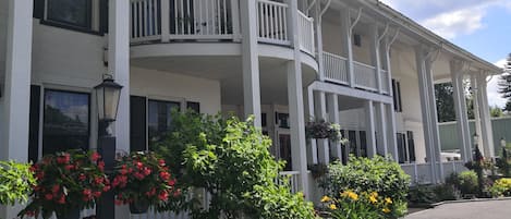 Voorkant van accommodatie