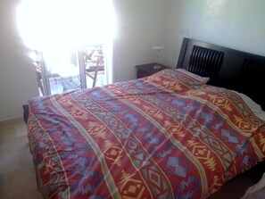 2 Schlafzimmer, Bügeleisen/Bügelbrett, Bettwäsche