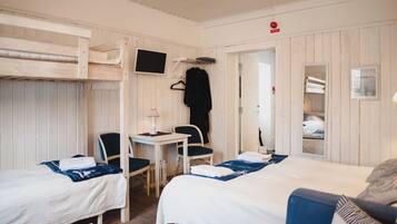 Apartment room shared a bathroom | Premium bedding, minibar, individually decorated, individually furnished