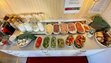 Gratis kontinental frukost pÄ helger