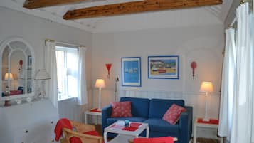 Cabin, 1 Double Bed with Sofa bed (Archipelago Cottage) | Living area | 55-inch Smart TV with digital channels, TV, Netflix