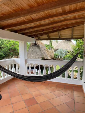 Deluxe Apartment | Terrace/patio