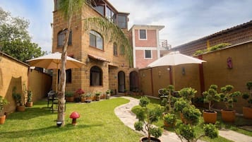 Bagian depan properti