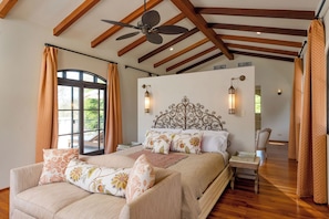7 bedrooms, iron/ironing board, free WiFi, bed sheets