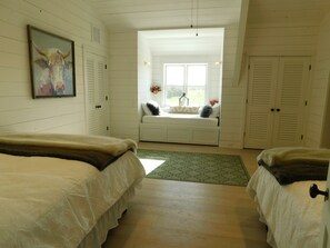 2 chambres, fer et planche à repasser, Wi-Fi, literie fournie