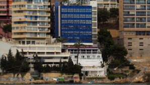 الإطلالة من المنشأة