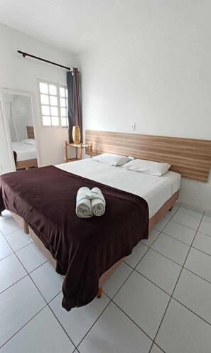 Standard-Doppel- oder -Zweibettzimmer | Minibar, kostenloses WLAN, Bettwäsche