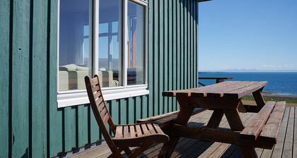 Eine geräumige Qualitätsferienhaus mit Aussicht, in der Nähe des Fährhafens Brjánslækur