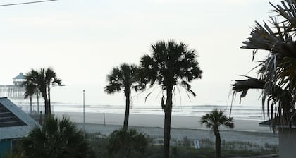 Handicap Friendly Pets Allowed Beach House - Ocean Across the Street with Elevator!
