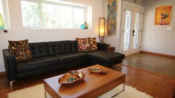 Smart-TV, peis, videospill og DVD-spiller